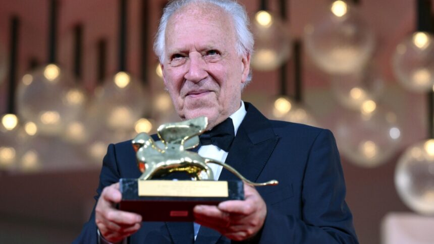 Werner Herzog, Leone d’Oro al Festival di Venezia: “Sono un soldato del cinema” 2 Werner Herzog, Leone d’Oro al Festival di Venezia: “Sono un soldato del cinema” 1