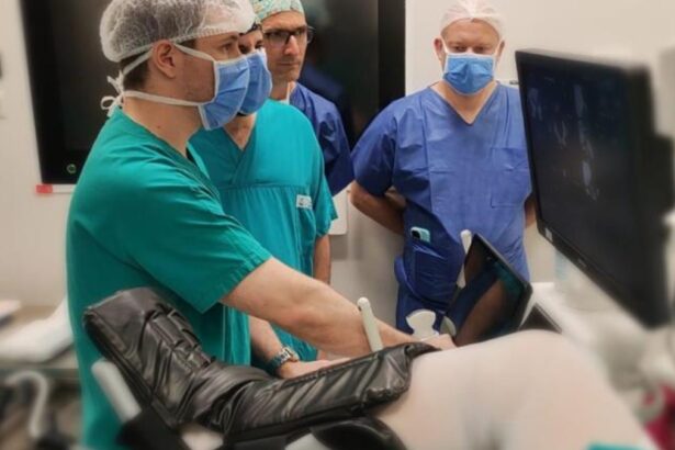 Innovazione a Torino: con un visore i medici operano "chi sta ai Caraibi" 9