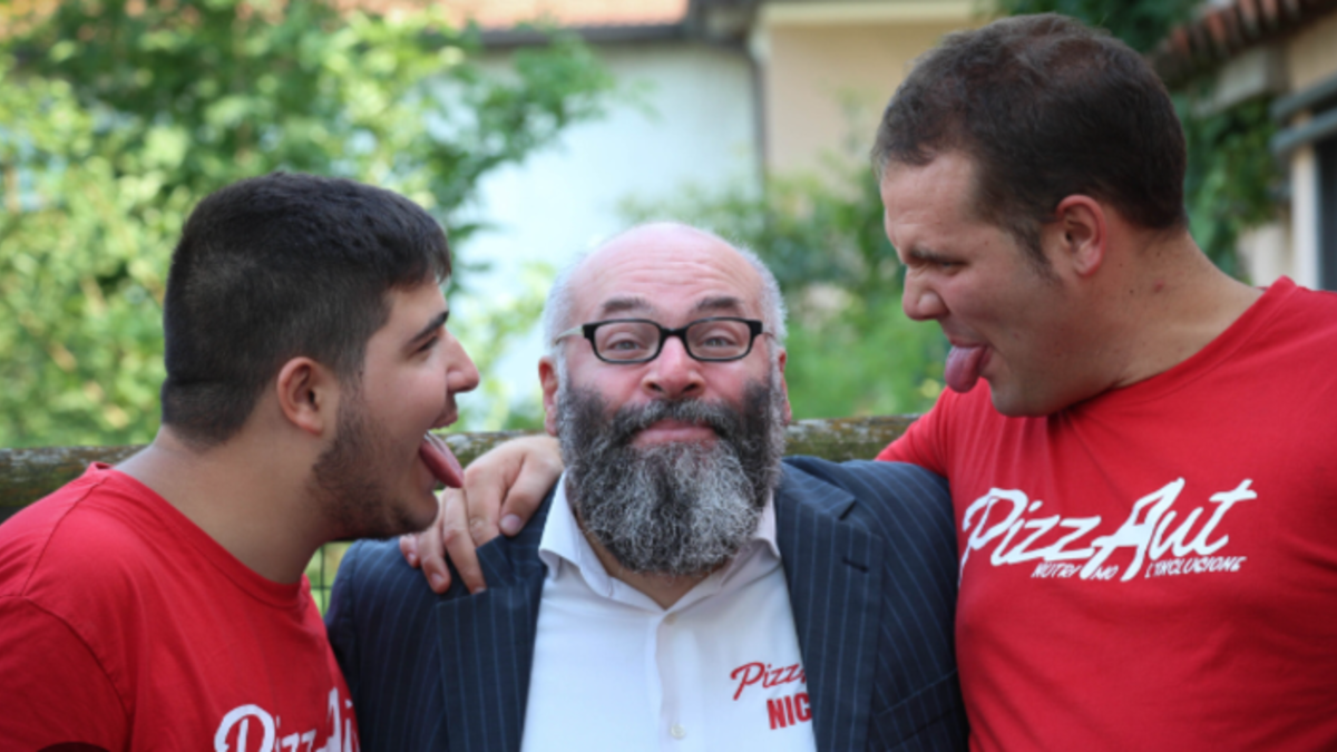 Premio Cuore Visionario a Nico Acampora di PizzAut, tra i 25 Top Chef d'Italia 7