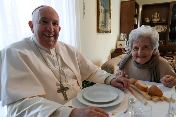 Papa Francesco, il legame con la sorella e le cugine piemontesi 11