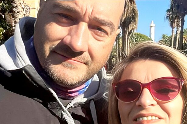 La salvò dal terremoto, 16 anni dopo le fa da testimone: "È un fratello d'anima" 17