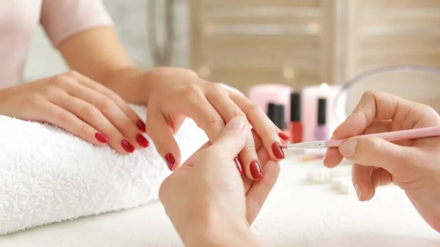 TPO e DMTA vietati: cosa cambia dal 1 settembre e come riconoscerli negli smalti 1