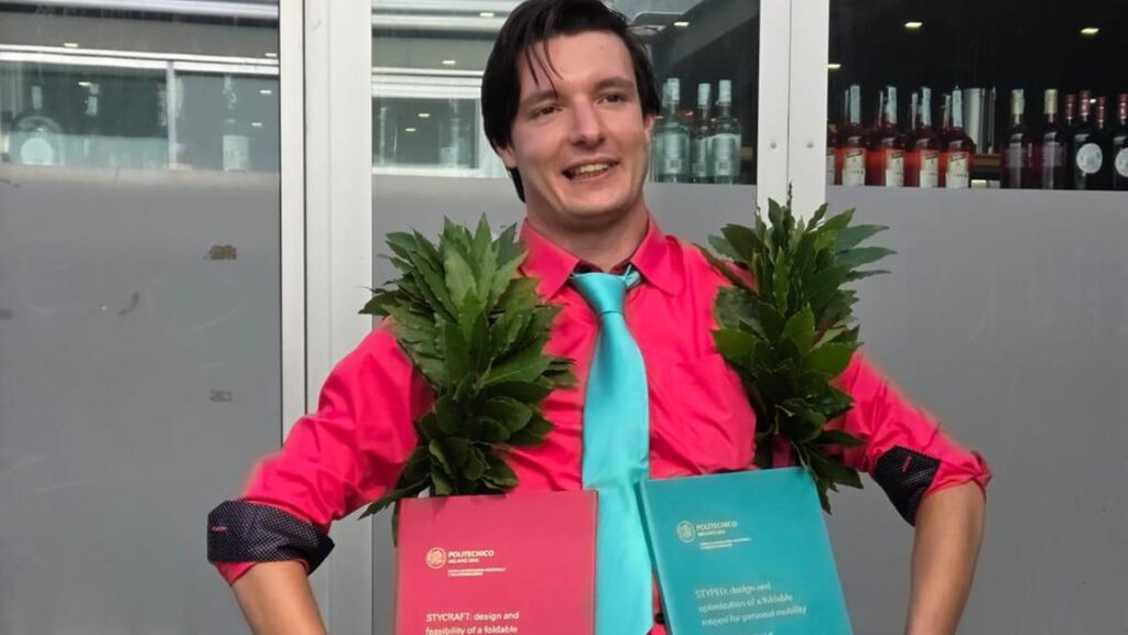 Alessandro consegue due lauree nello stesso giorno: "Ora fondo la mia startup" 3