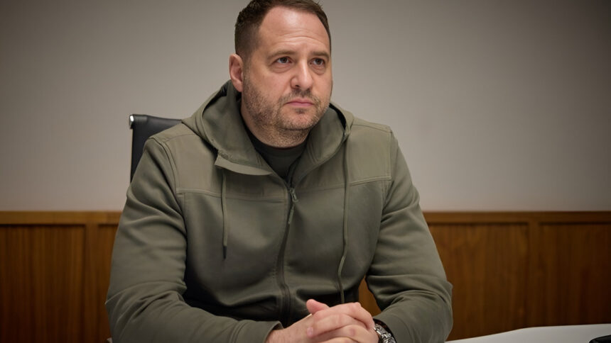 Chi è Andrij Yermak, braccio destro di Zelensky che lavora per la pace 2 Chi è Andrij Yermak, braccio destro di Zelensky che lavora per la pace 1