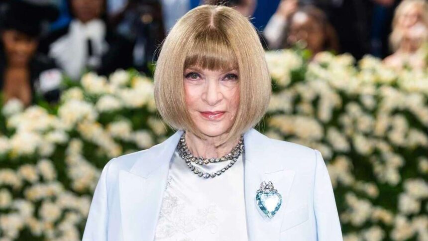 Anna Wintour lascia Vogue dopo 37 anni: perché è stata un'icona nella moda? 2 Anna Wintour lascia Vogue dopo 37 anni: perché è stata un'icona nella moda? 1