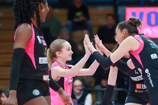 Chi è Arianna Manfredini, a 13 anni è la più giovane pallavolista della Serie A 5