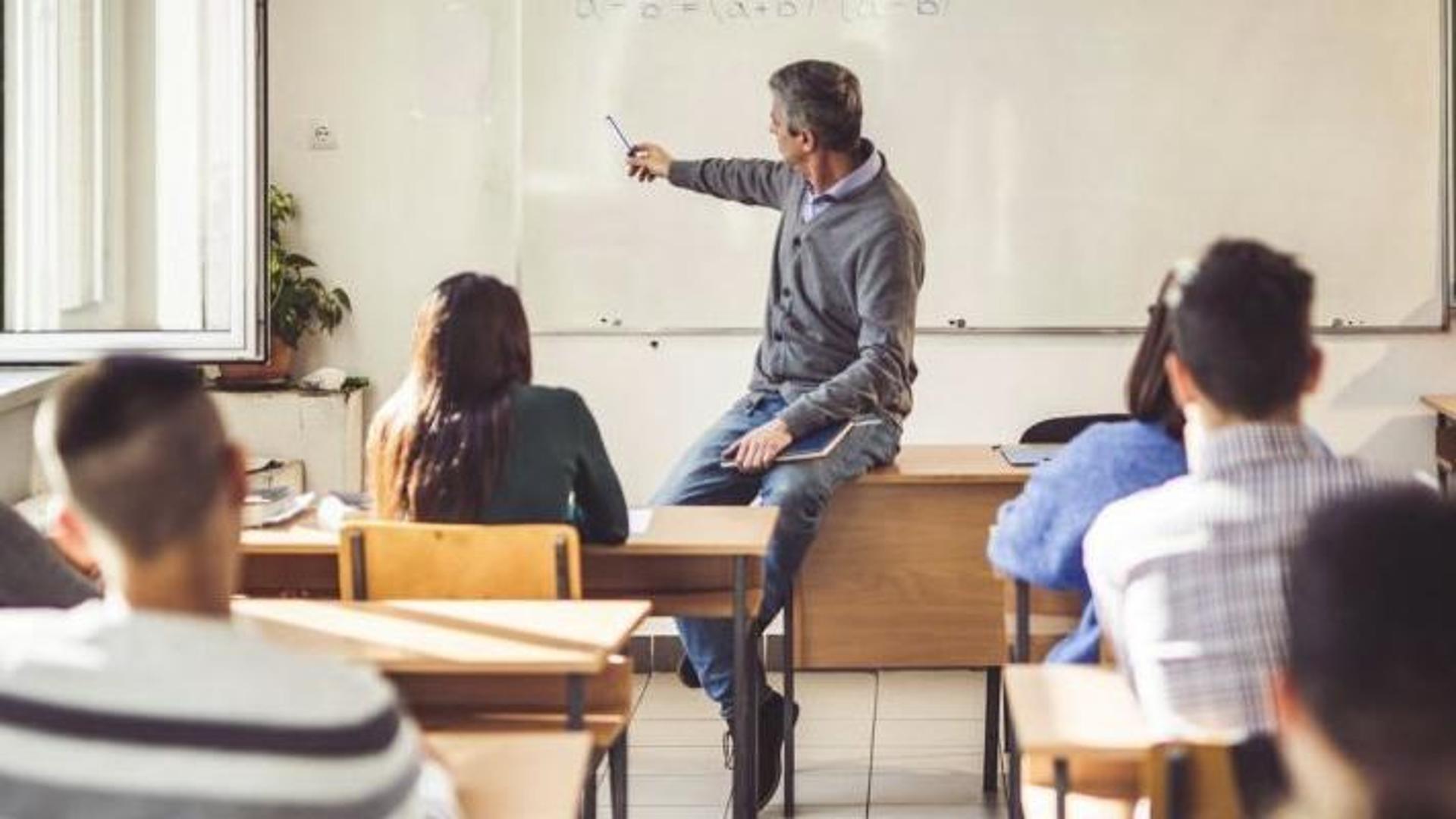 Attiva oggi la Carta del Docente: gli insegnanti potranno accedere a 500 euro 3