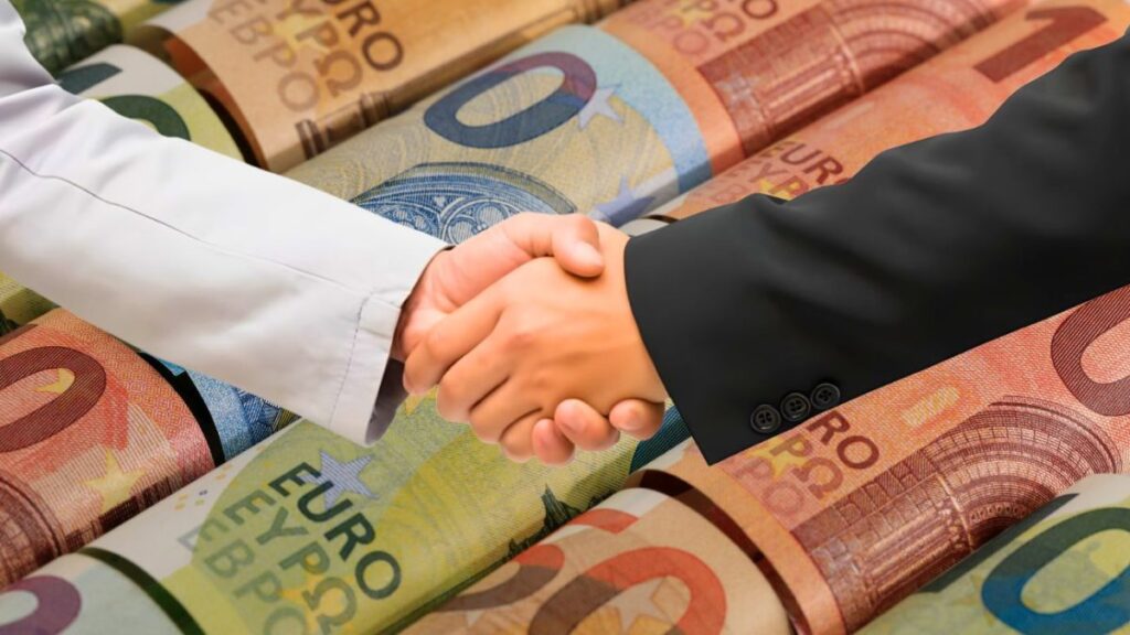 Stipendi statali, in arrivo una busta paga extra: tutto quello che c’è da sapere 3