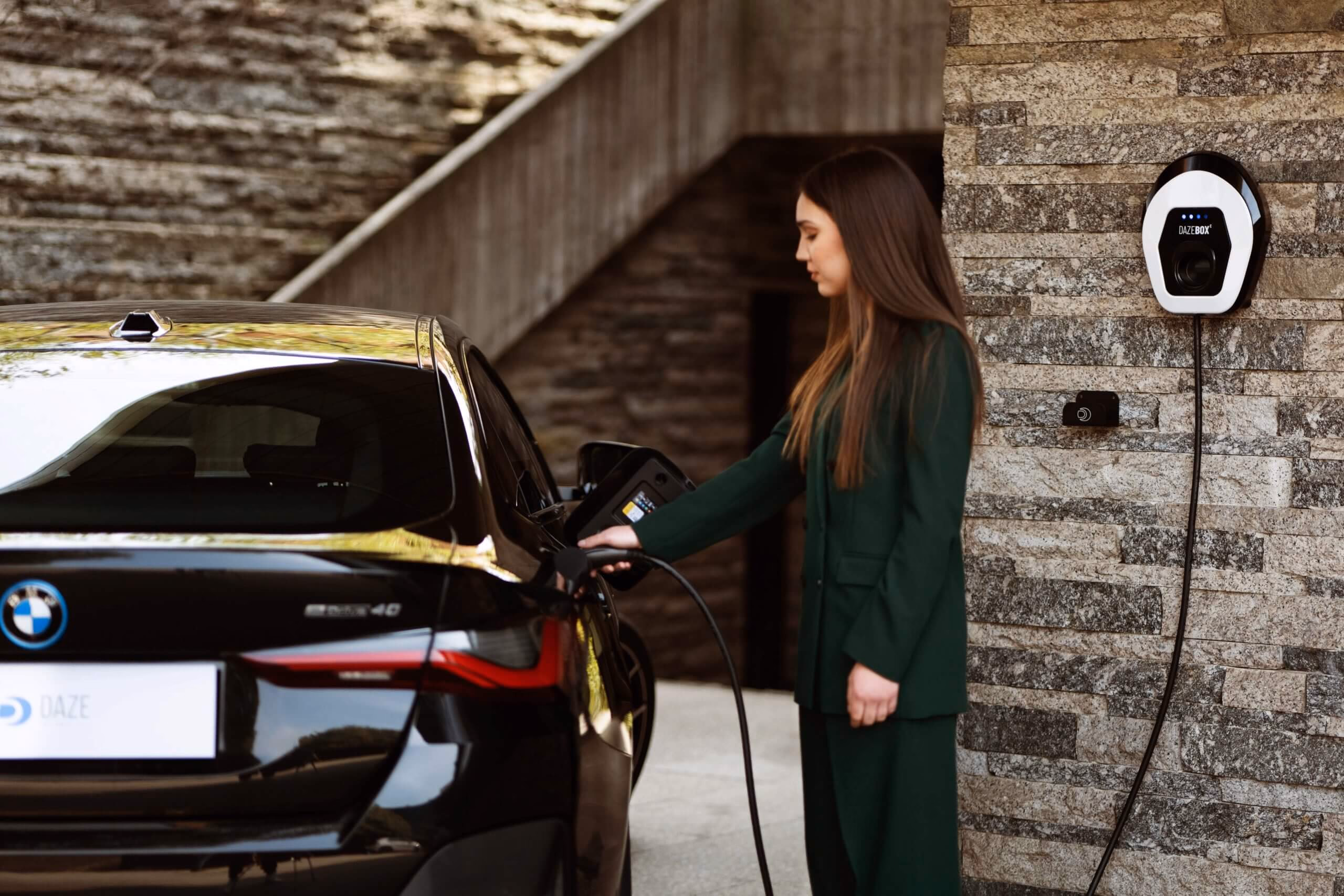 Auto elettriche, 600 milioni dal Governo: "Un incentivo alla decarbonizzazione" 3