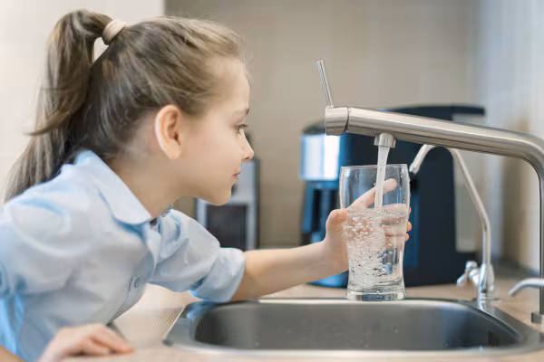 PFAS, arriva un decreto che protegge l'acqua potabile dall'inquinamento 3