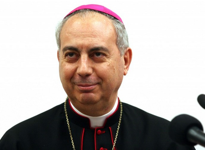 Chi è Dominique Mamberti, il cardinale che annuncerà al mondo il nuovo Papa 3