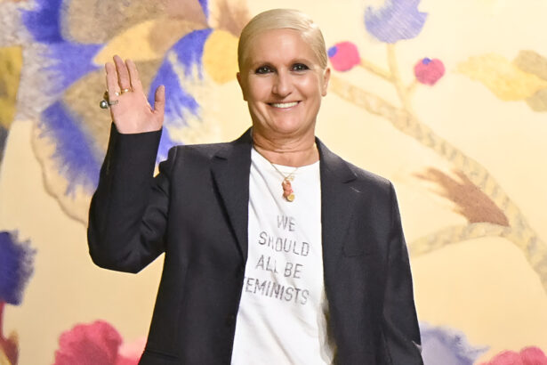 Chi è Maria Grazia Chiuri, ex direttrice Dior e prima donna a guidare il brand 11