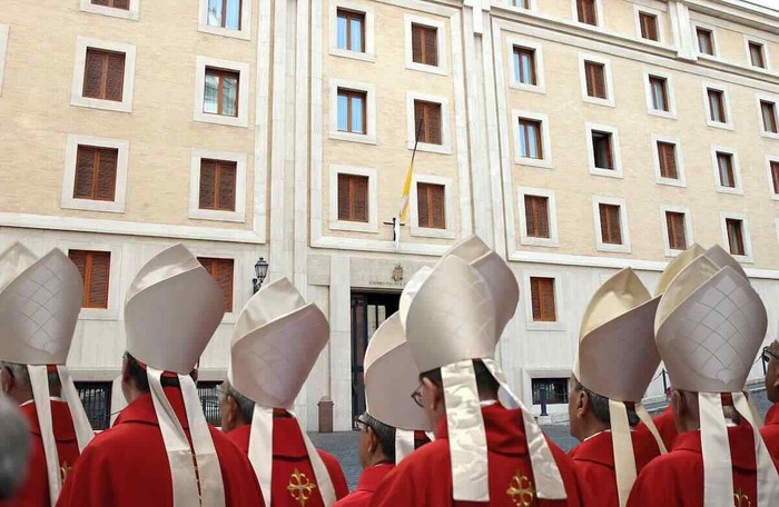 Conclave blindato: tra stanze sigillate e cellulari requisiti, scatta il silenzio assoluto 3