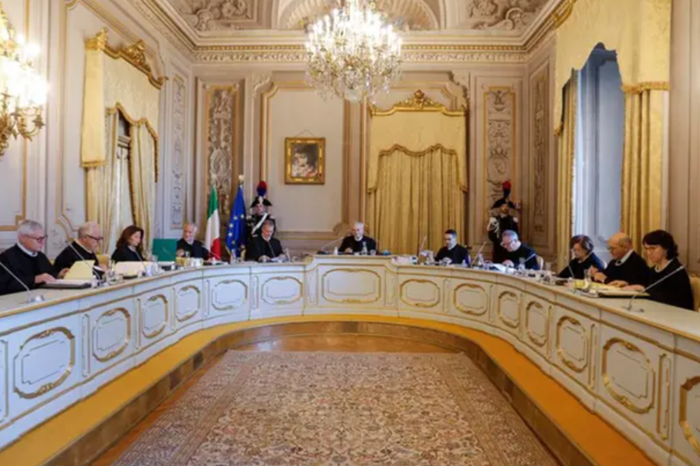 Svolta storica: i single italiani potranno adottare i bambini all'estero 3