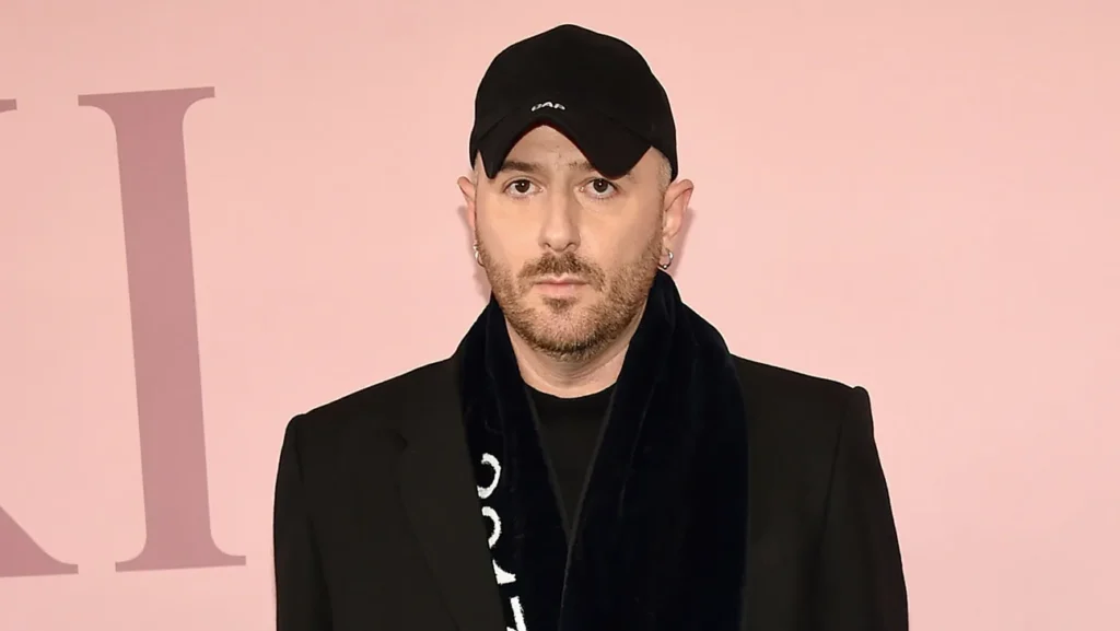 Demna Gvasalia è direttore creativo di Gucci, perché il suo stile è innovativo? 3