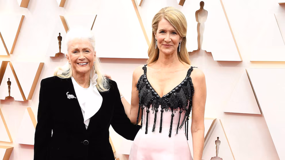 Chi era Diane Ladd, attrice "dal grande spirito empatico" e madre di Laura Dern 3