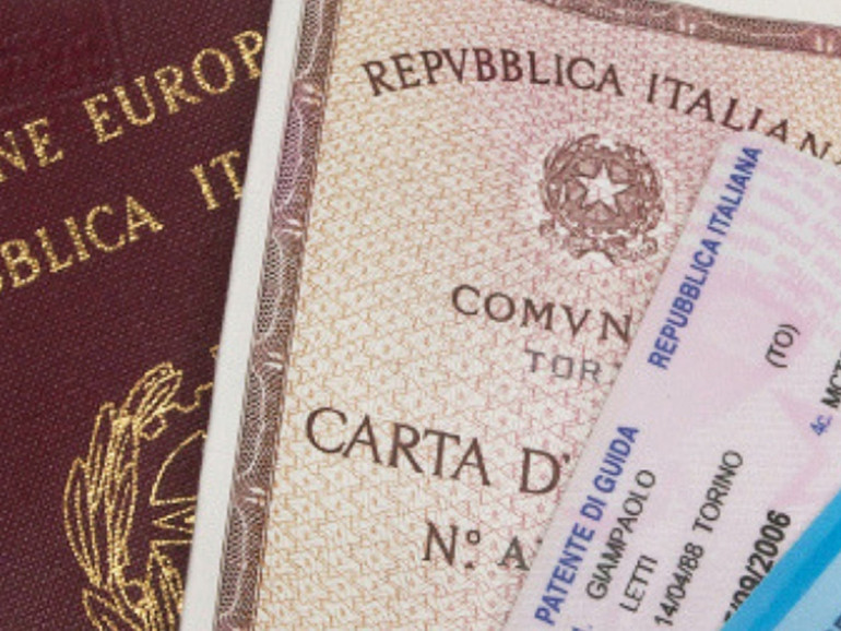 Il Senato approva il decreto cittadinanza: "Dà dignità al legame con l'Italia" 4 Il Senato approva il decreto cittadinanza: "Dà dignità al legame con l'Italia" 3