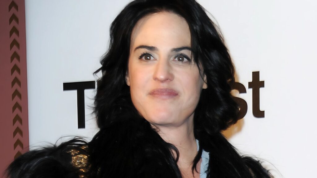 Gilda scrive un libro per raccontare il tumore.