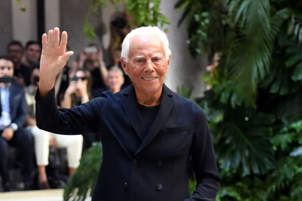 Giorgio Armani aveva un'infezione polmonare: cos'è e come prevenirla 58