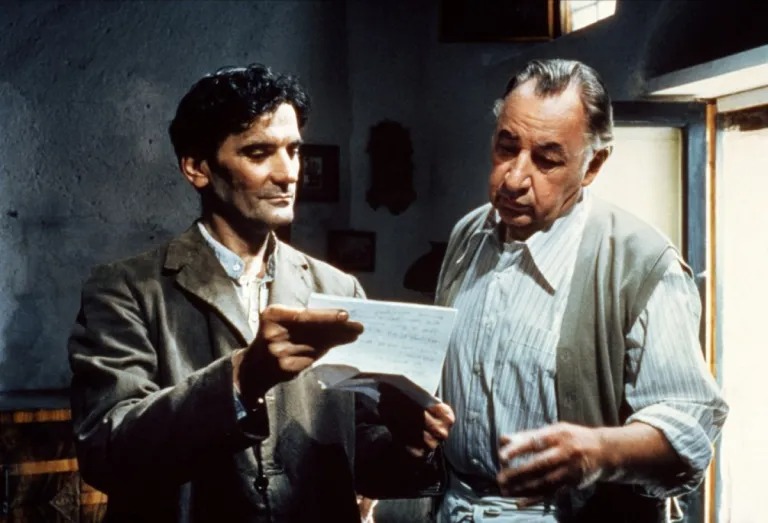 Il Postino, la casa del film non verrà demolita: "Protetta la memoria di Troisi e Neruda" 3