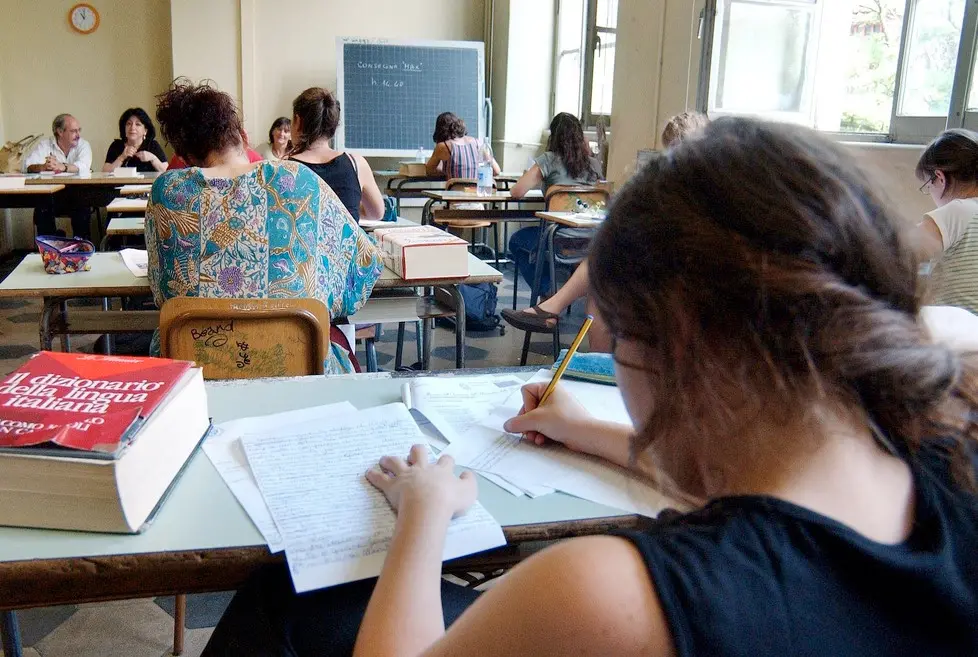 Giovanna si diploma nella scuola dove fa la bidella: "Ora studierò Psicologia" 3