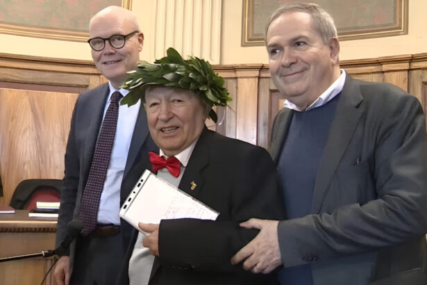 Italo si laurea a 89 anni per la terza volta: "Il mio pensiero va a mia moglie" 15