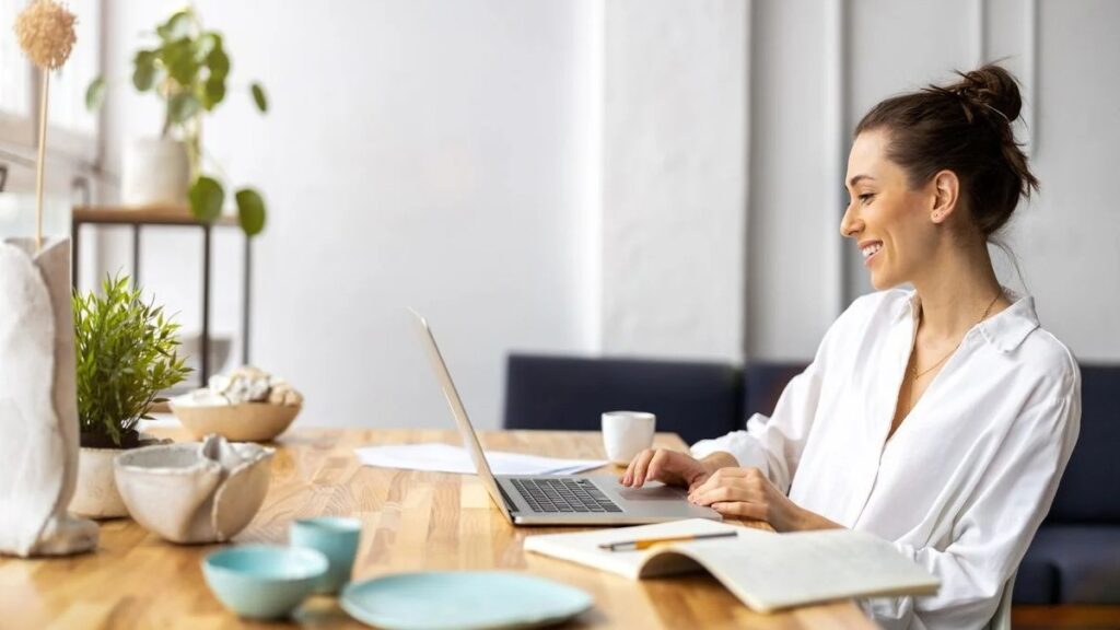 Perché il lavoro ibrido promuove la parità di genere? I vantaggi per la carriera 3