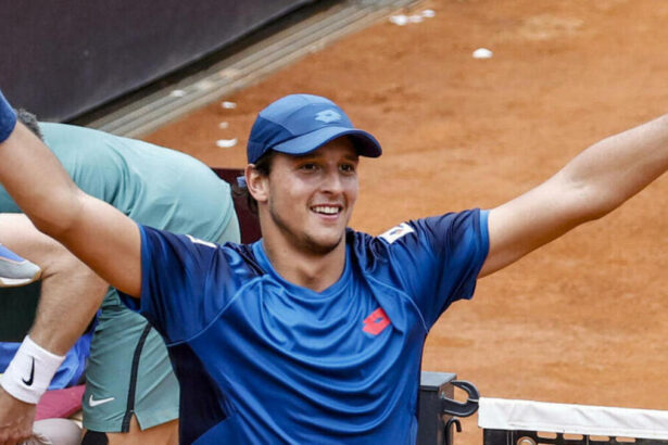 Chi è Luciano Darderi, l'italo-argentino dopo l'ultima vittoria sale in Top 50 11