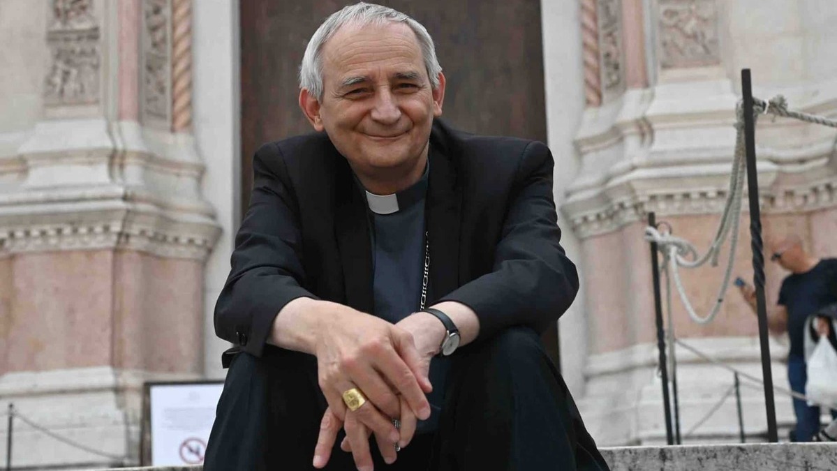 Chi è Matteo Zuppi, a scuola con De Gregori e possibile successore di Papa Francesco? 1