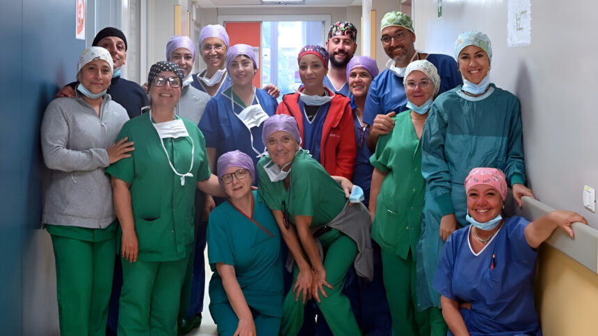 Gemelle siamesi separate a Genova dopo 12 ore d'intervento, coinvolti 50 medici 2 Gemelle siamesi separate a Genova dopo 12 ore d'intervento, coinvolti 50 medici 1