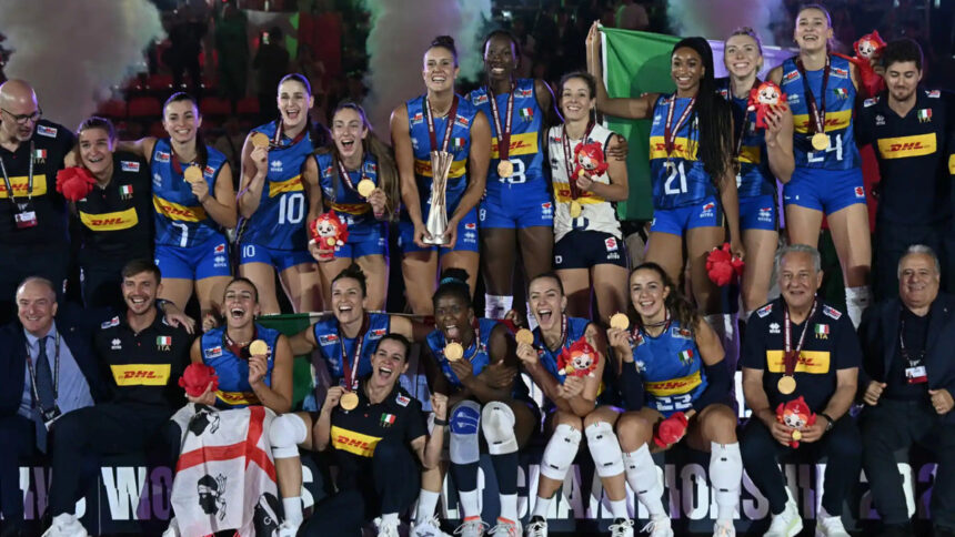 Il volley femminile trionfa ai Mondiali e scrive la storia: "Siamo leggenda" 2 Il volley femminile trionfa ai Mondiali e scrive la storia: "Siamo leggenda" 1
