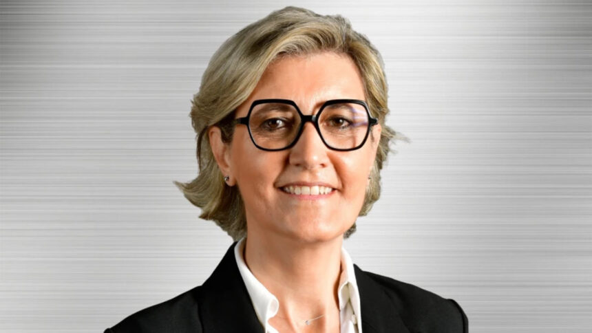 Chi è Monica Genovese, la nuova manager di Stellantis: dovrà gestire 6 miliardi 2 Chi è Monica Genovese, la nuova manager di Stellantis: dovrà gestire 6 miliardi 1