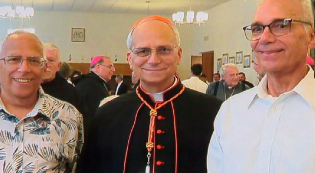 Arriva il documentario su Papa Leone: "È sempre stato al servizio della gente" 3