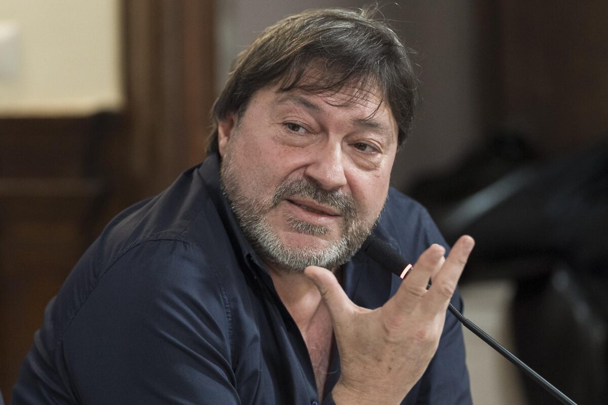 Sigfrido Ranucci a teatro con Diario di un trapezista: "Riporto l'umanità dentro l'informazione" 3