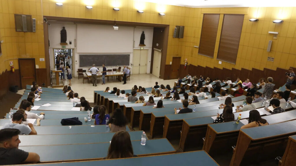 Nuovo ingresso alla facoltà di Medicina: "Oltre 54.000 iscritti dopo la riforma" 4 Nuovo ingresso alla facoltà di Medicina: "Oltre 54.000 iscritti dopo la riforma" 3