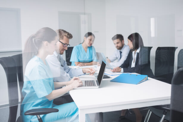 Sanità, firmato il nuovo contratto: "Aumenti fino a 2.100 euro per i dipendenti" 7