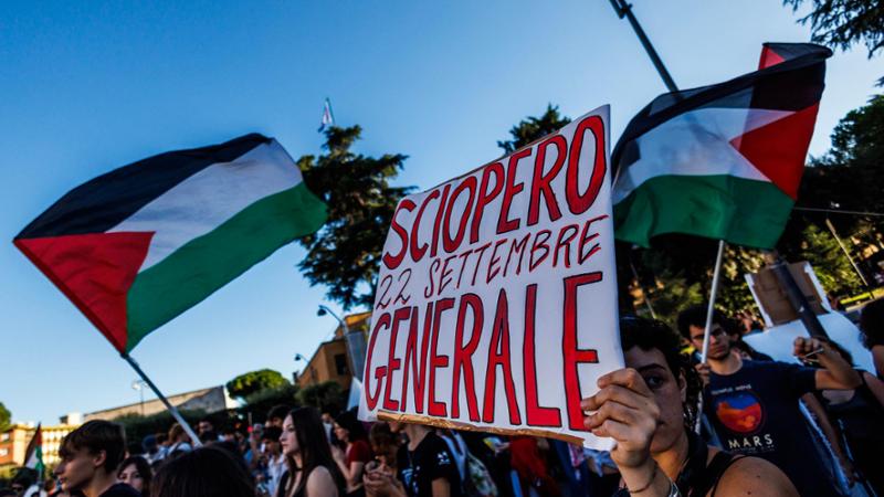 Sciopero generale per Gaza, l'Italia si ferma: "Una giornata senza precedenti" 4 Sciopero generale per Gaza, l'Italia si ferma: "Una giornata senza precedenti" 3