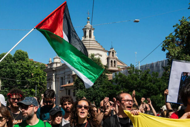 Sciopero per Gaza, Usb annuncia: "Allestiremo 100 piazze per promuovere la pace" 11