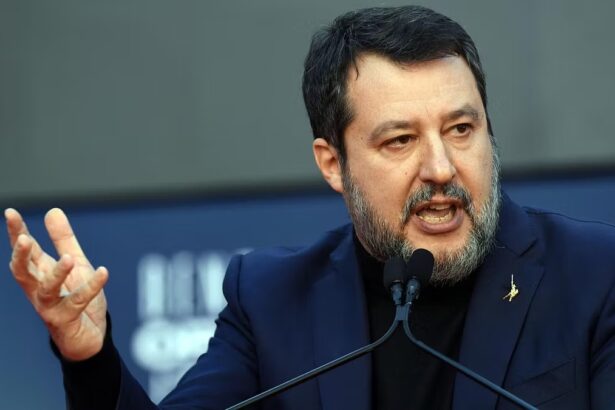 Canone Rai, la Lega propone un taglio a 70 euro: cosa cambierà con la Manovra? 19