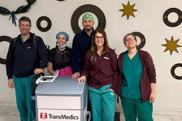 Trapianto di cuore pulsante da Atene a Torino: "Superata la barriera del tempo" 7