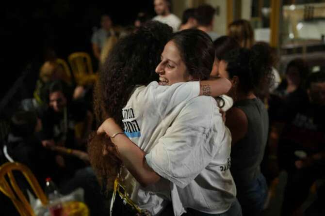 Iniziata la tregua a Gaza, Meloni: "L'Italia contribuirà alla sua ricostruzione" 3