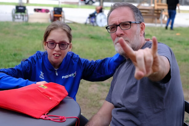 La campagna ironica con Valerio Mastandrea: "La disabilità è l'ultimo dei miei problemi" 19