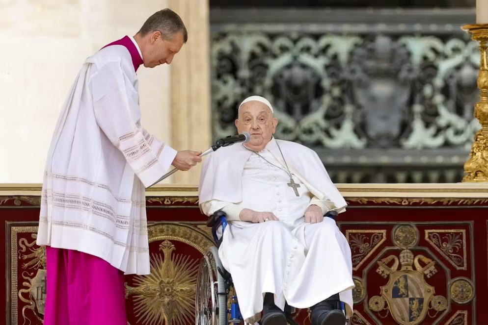 Vaticano, arriva la stretta ai parroci sulle offerte: tutte le nuove regole 3