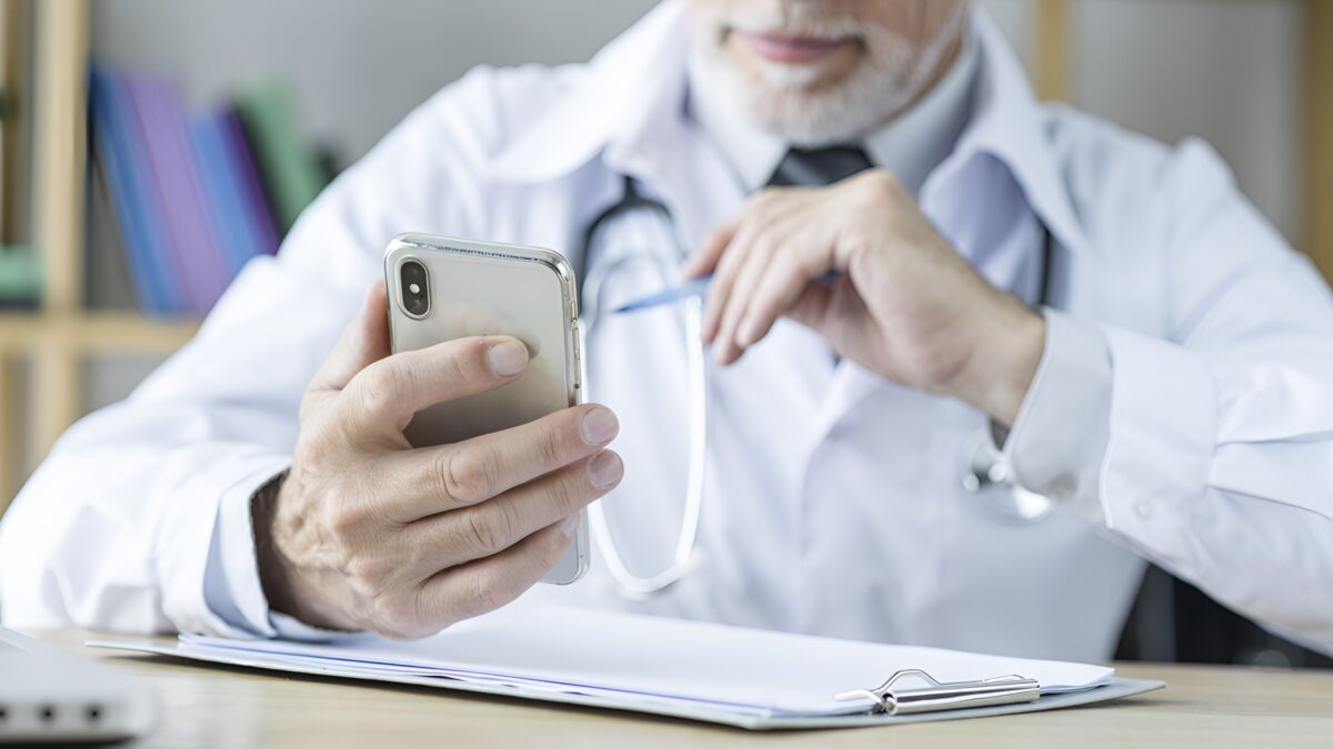 OpenAI lancia ChatGPT Salute: come funziona e tutte le novità 12