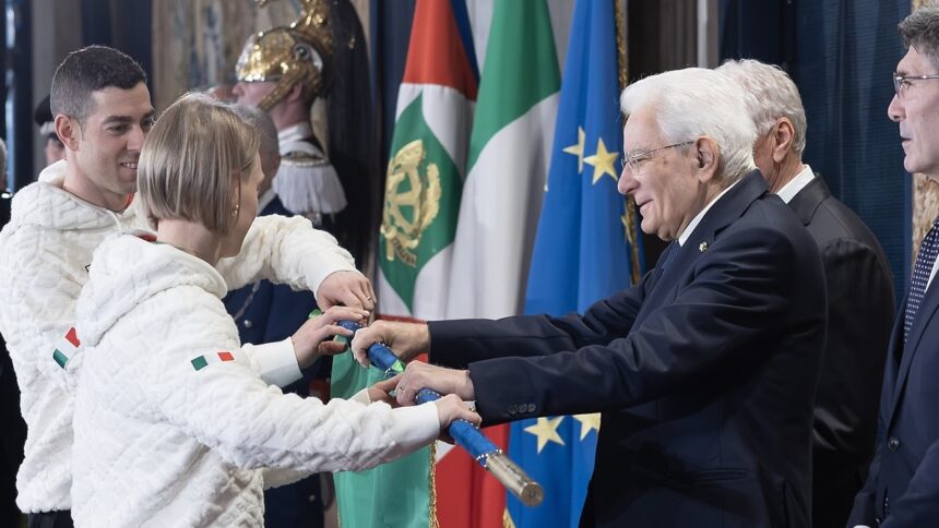 Consegnato il Tricolore ai portabandiera di Milano Cortina 2026: "L'Italia sarà con voi" 1