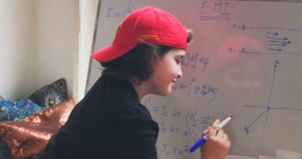 Dottorato in Fisica a 15 anni: "Studio affinché tutti i nonni siano immortali" 3