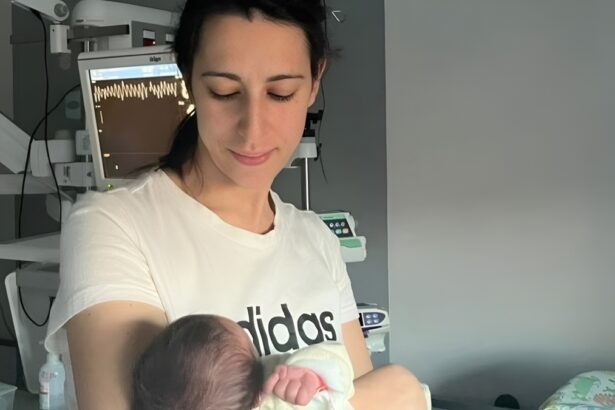 Operata di tumore in gravidanza, salvi lei e il bimbo: "Sarà un Natale speciale" 7