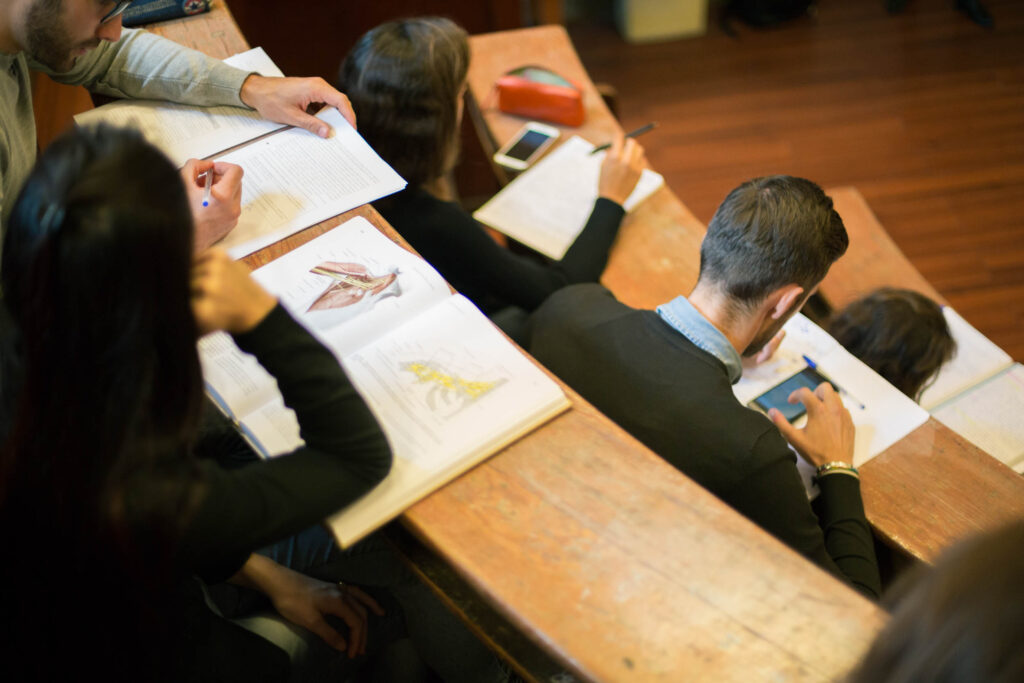 Secondo appello semestre filtro, Fisica la più ostica: quando escono gli esiti? 3