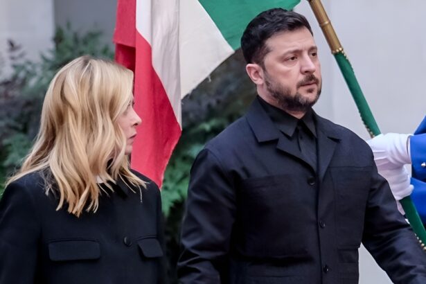 Incontro Zelensky-Meloni: "Colloquio approfondito sulla situazione diplomatica" 34