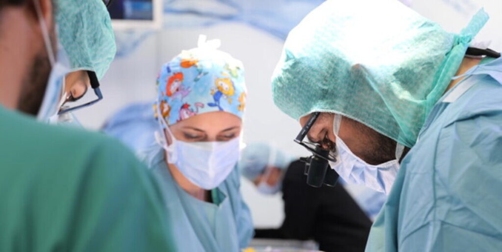 Cuore curato con un taglio di 4cm: primo intervento intracardiaco pediatrico a Roma 2 Intervento al cuore